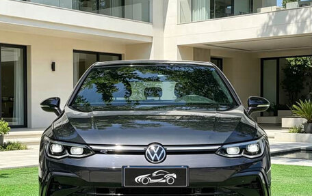 Volkswagen Golf VIII, 2023 год, 1 534 000 рублей, 2 фотография