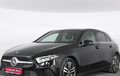 Mercedes-Benz A-Класс, 2019 год, 1 950 000 рублей, 1 фотография