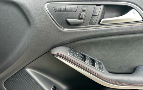 Mercedes-Benz GLA, 2017 год, 1 458 000 рублей, 15 фотография