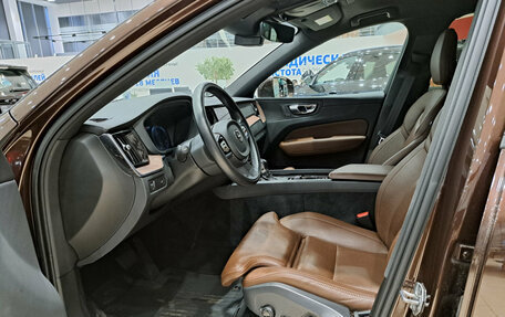 Volvo XC60 II, 2020 год, 4 250 000 рублей, 20 фотография