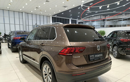 Volkswagen Tiguan II, 2017 год, 1 850 000 рублей, 7 фотография