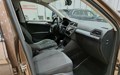 Volkswagen Tiguan II, 2017 год, 1 850 000 рублей, 11 фотография