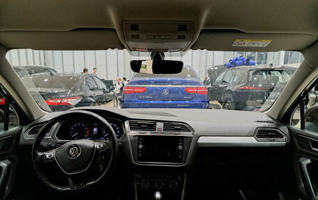 Volkswagen Tiguan II, 2017 год, 1 850 000 рублей, 14 фотография