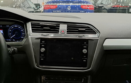 Volkswagen Tiguan II, 2017 год, 1 850 000 рублей, 15 фотография