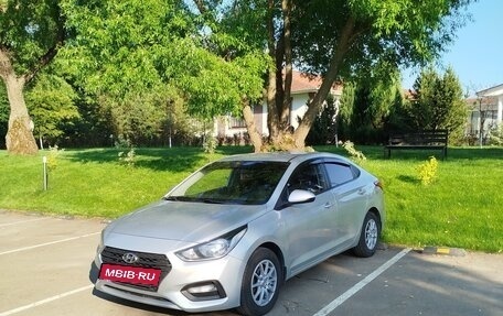 Hyundai Solaris II рестайлинг, 2017 год, 1 300 000 рублей, 4 фотография