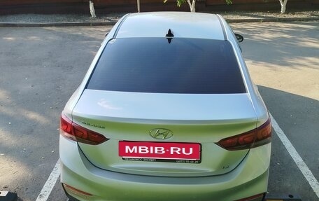 Hyundai Solaris II рестайлинг, 2017 год, 1 300 000 рублей, 10 фотография