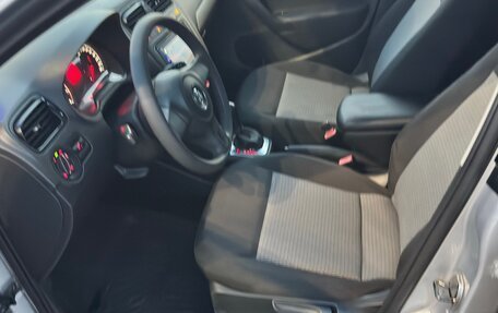 Volkswagen Polo VI (EU Market), 2011 год, 719 000 рублей, 11 фотография