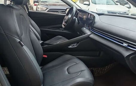 Hyundai Elantra, 2022 год, 1 500 500 рублей, 15 фотография