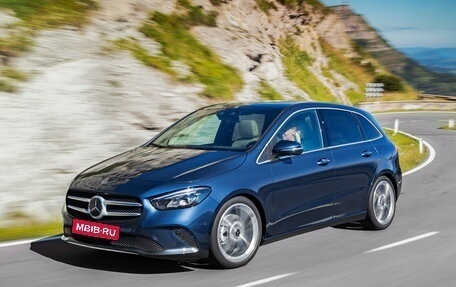 Mercedes-Benz B-Класс, 2019 год, 2 200 000 рублей, 1 фотография