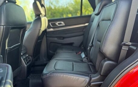 Ford Explorer VI, 2019 год, 4 300 000 рублей, 13 фотография