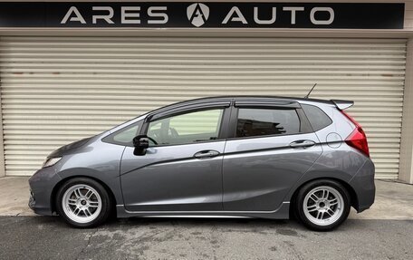 Honda Fit III, 2019 год, 970 000 рублей, 2 фотография