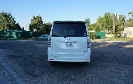 Toyota Voxy II, 2010 год, 1 500 000 рублей, 6 фотография