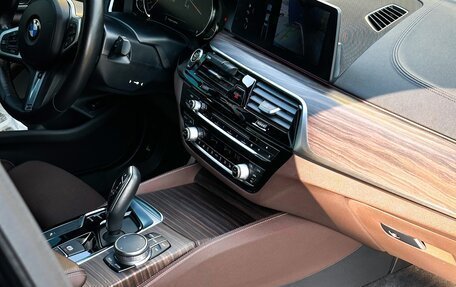 BMW 5 серия, 2017 год, 4 350 000 рублей, 6 фотография