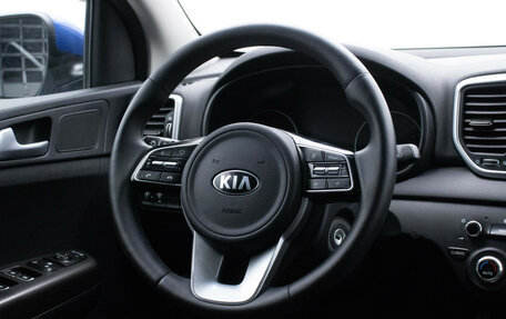 KIA Sportage IV рестайлинг, 2020 год, 2 295 000 рублей, 15 фотография