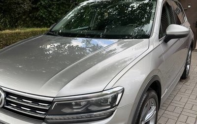 Volkswagen Tiguan II, 2018 год, 3 350 000 рублей, 1 фотография