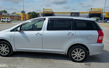 Toyota Wish II, 2005 год, 990 000 рублей, 7 фотография