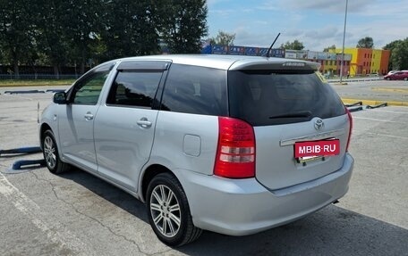 Toyota Wish II, 2005 год, 990 000 рублей, 6 фотография