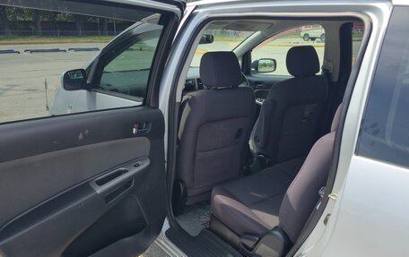 Toyota Wish II, 2005 год, 990 000 рублей, 12 фотография