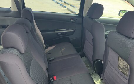 Toyota Wish II, 2005 год, 990 000 рублей, 19 фотография