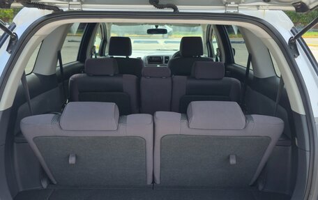 Toyota Wish II, 2005 год, 990 000 рублей, 21 фотография