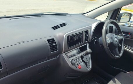 Toyota Wish II, 2005 год, 990 000 рублей, 23 фотография