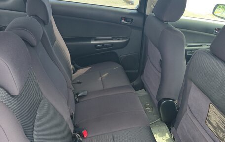 Toyota Wish II, 2005 год, 990 000 рублей, 27 фотография
