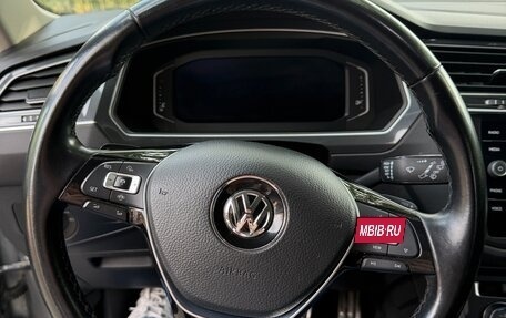 Volkswagen Tiguan II, 2018 год, 3 350 000 рублей, 8 фотография