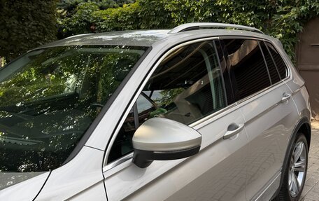Volkswagen Tiguan II, 2018 год, 3 350 000 рублей, 6 фотография