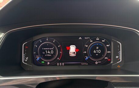 Volkswagen Tiguan II, 2018 год, 3 350 000 рублей, 12 фотография