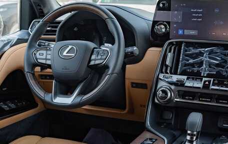 Lexus LX, 2026 год, 16 900 000 рублей, 18 фотография