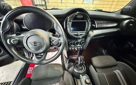 MINI Hatch, 2021 год, 3 900 000 рублей, 17 фотография