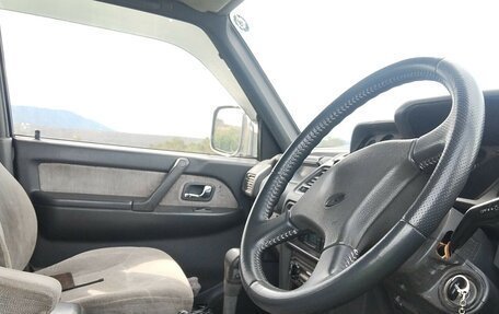 Mitsubishi Pajero III рестайлинг, 1992 год, 890 000 рублей, 4 фотография