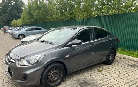 Hyundai Solaris II рестайлинг, 2013 год, 785 000 рублей, 7 фотография