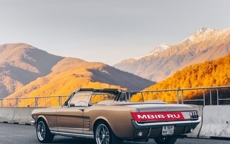 Ford Mustang VI рестайлинг, 1966 год, 12 500 000 рублей, 24 фотография