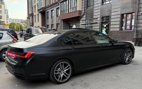 BMW 7 серия, 2019 год, 5 800 000 рублей, 6 фотография