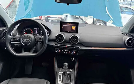 Audi Q2 I, 2023 год, 1 690 000 рублей, 10 фотография