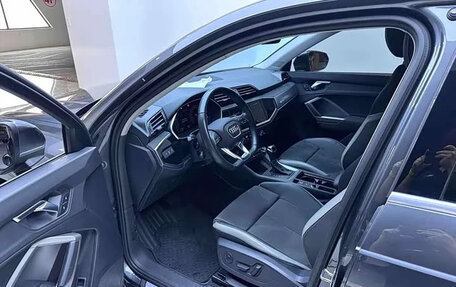 Audi Q3, 2023 год, 2 040 000 рублей, 10 фотография