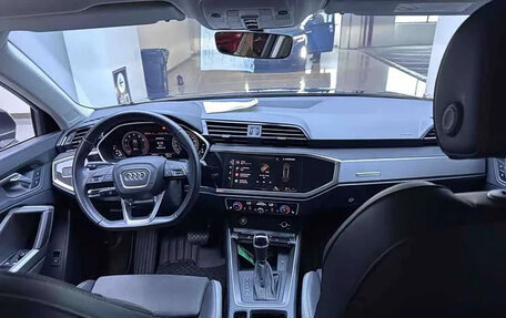 Audi Q3, 2023 год, 2 040 000 рублей, 9 фотография