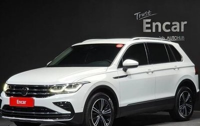 Volkswagen Tiguan II, 2022 год, 3 084 690 рублей, 1 фотография