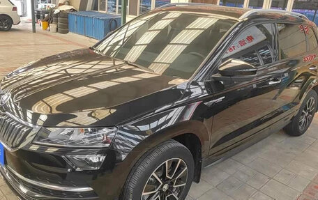 Skoda Karoq I, 2023 год, 1 700 000 рублей, 2 фотография