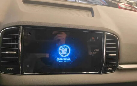 Skoda Karoq I, 2023 год, 1 700 000 рублей, 10 фотография