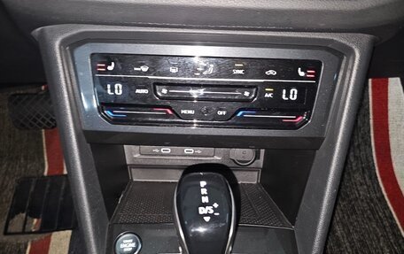 Volkswagen Tiguan II, 2022 год, 3 084 690 рублей, 11 фотография