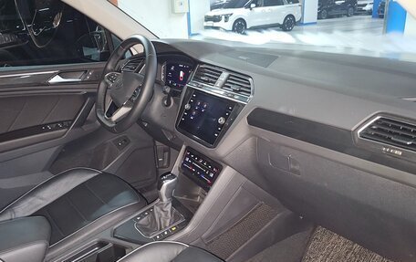 Volkswagen Tiguan II, 2022 год, 3 084 690 рублей, 8 фотография