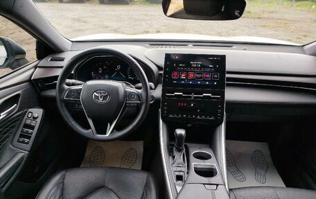 Toyota Avalon, 2022 год, 3 450 000 рублей, 5 фотография