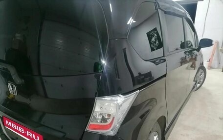 Honda Freed I, 2012 год, 800 000 рублей, 3 фотография