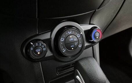 Ford Fiesta, 2016 год, 849 000 рублей, 9 фотография