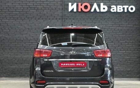 KIA Carnival III, 2020 год, 3 130 000 рублей, 5 фотография