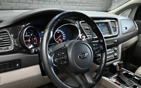 KIA Carnival III, 2020 год, 3 130 000 рублей, 13 фотография
