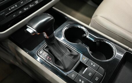 KIA Carnival III, 2020 год, 3 130 000 рублей, 16 фотография