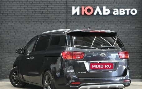 KIA Carnival III, 2020 год, 3 130 000 рублей, 4 фотография